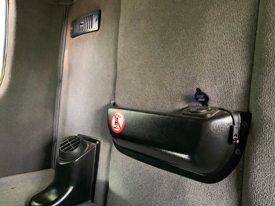 Vând Sprinter carosat - prelată