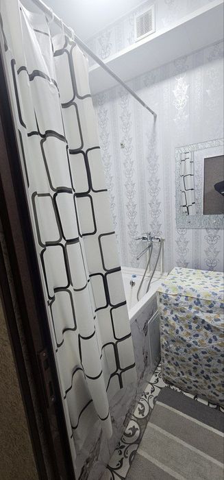 Сдаётся 2х комнатная квартира в 6 том микрорайоне  омад