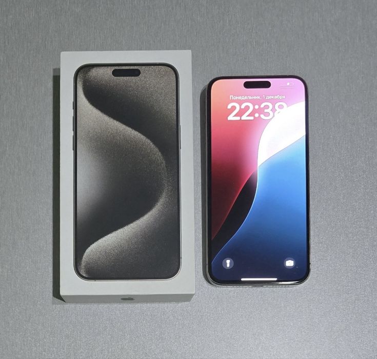 Iphone 15 pro max natural titan