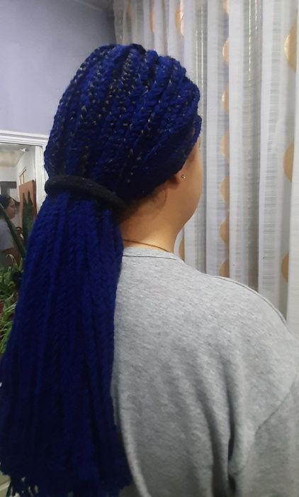 Дреды из ниток и каниколон.