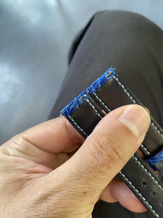 Curea Handmade din Piele de Crocodil Albastră cu Sistem Quick Release