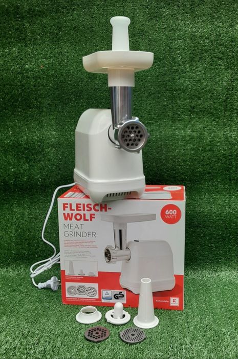 Mașina electrică pentru tocat carne nouă GERMANIA - 160 Lei