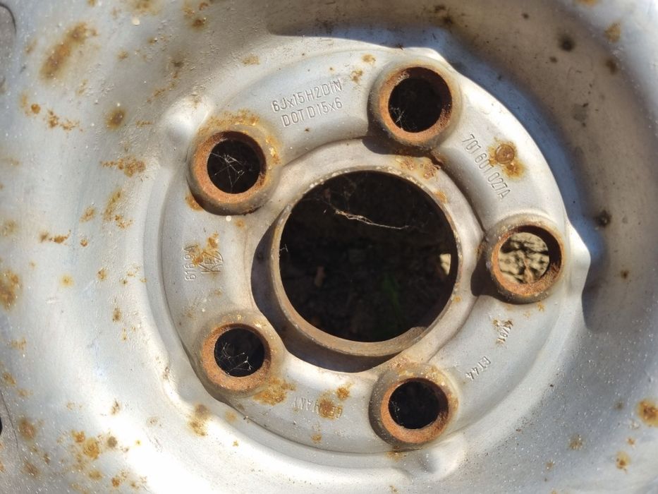 Roata , janta otel , tabla  r15 j6 et44 Volkswagen T4