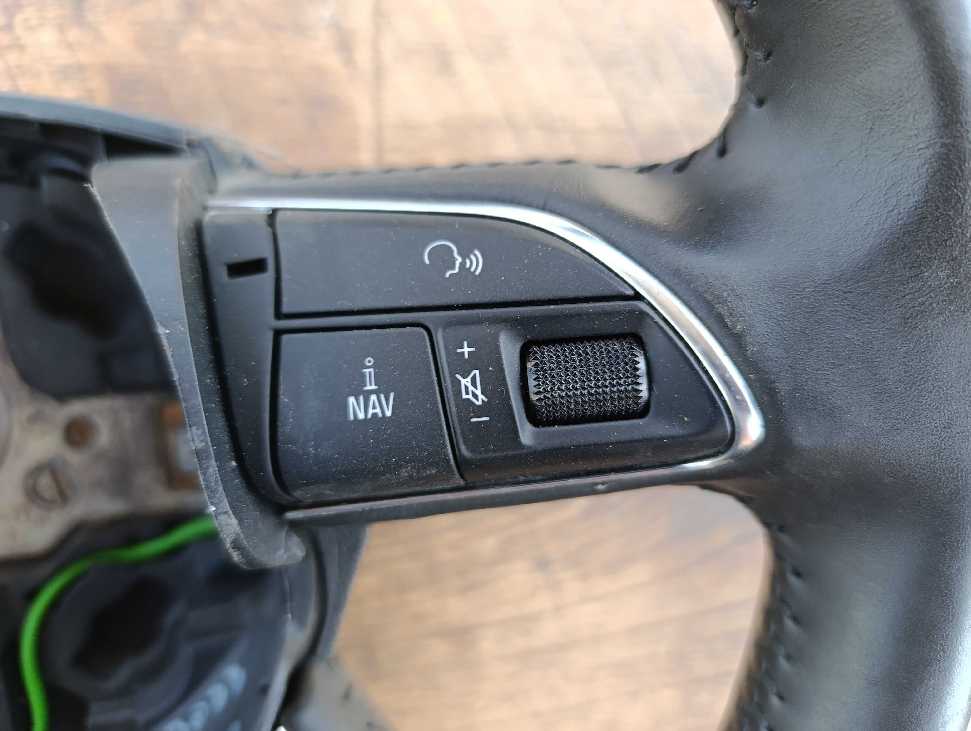 Волан кожен за Ауди А4 В8 Q5, Q7,  / Audi A4 B8, Audi Q5, Q7