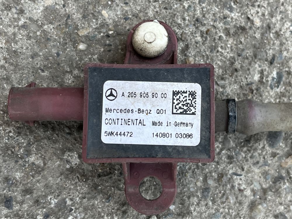 Grila centrala / Pedestrian / Burete absorbant Mercedes C Class W205