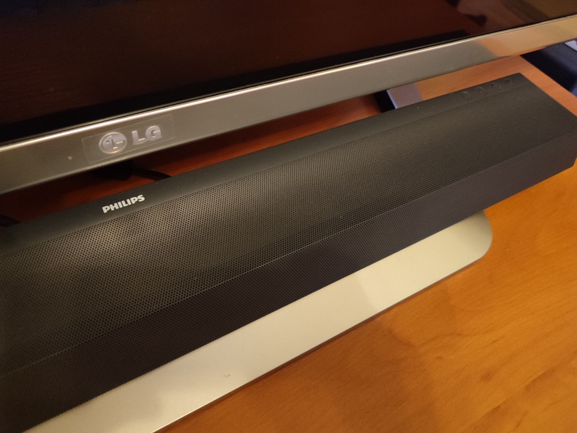 Саундбар система Philips TAB6305/10 Soundbar 2,1 безжична тонколона