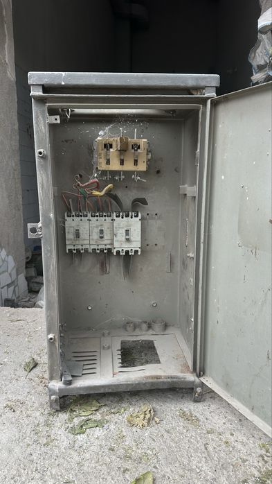 Шит Б/у Сотилади