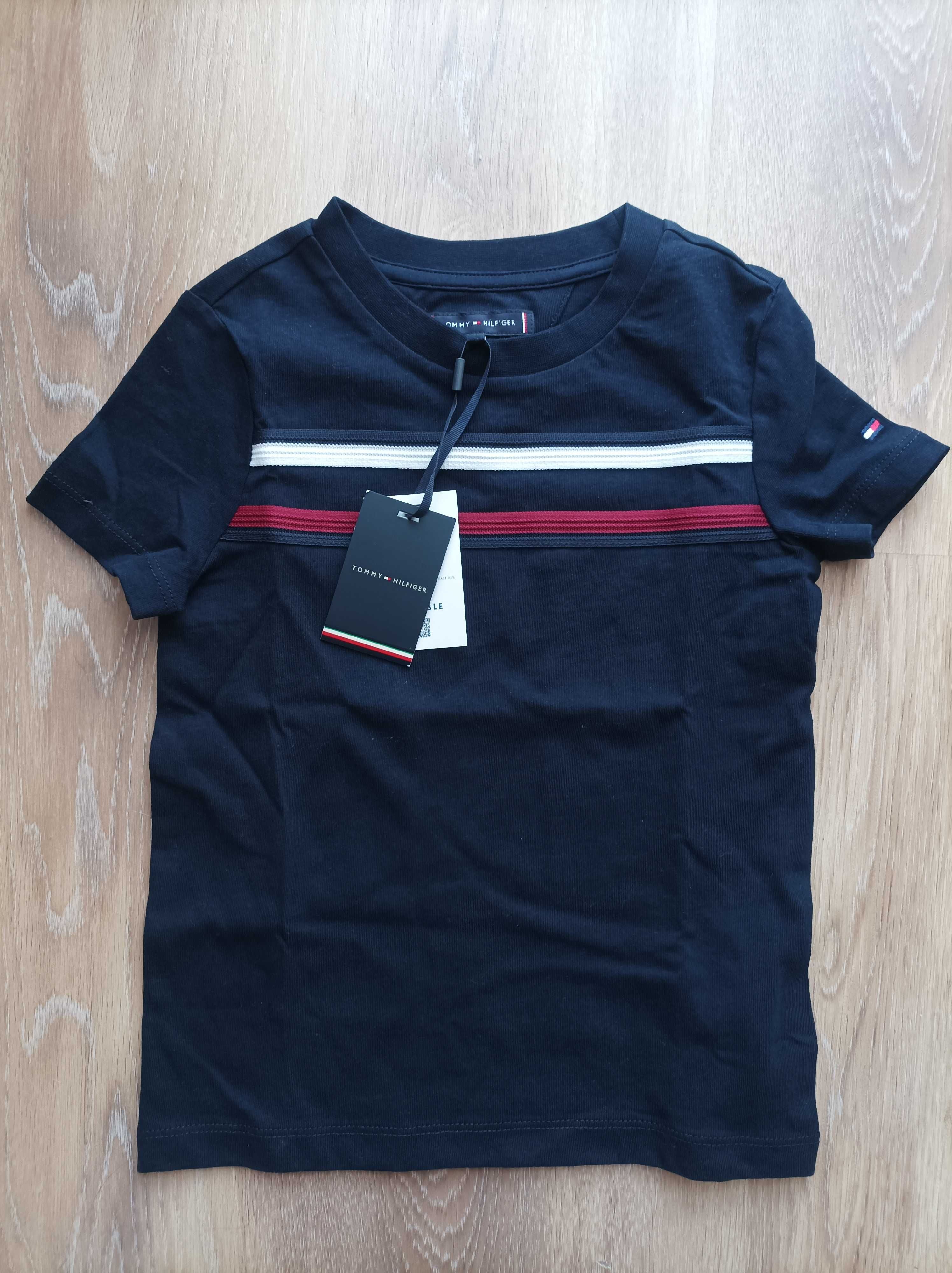 Tommy Hilfiger 4-5год пролетно-есенно яке и тениска
