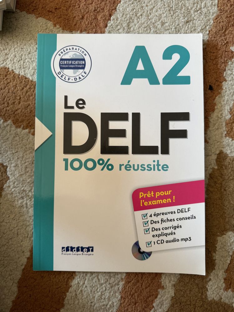 Carte franceza Delf A2