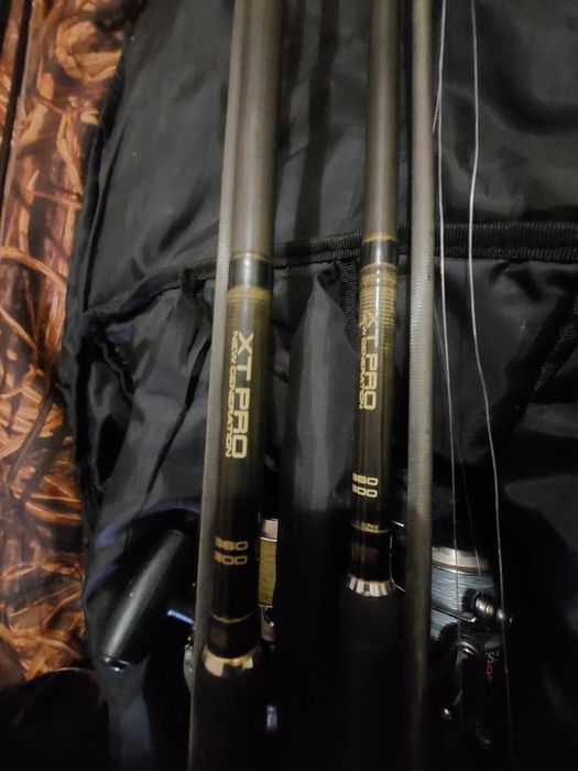 Продавам един от двата комплекта