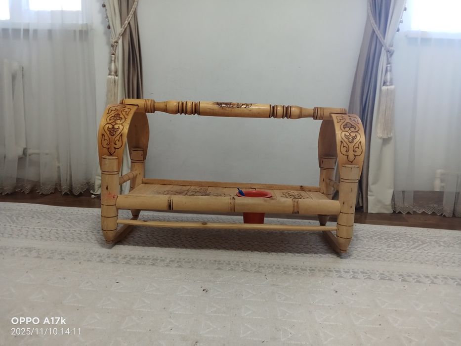 Продам бесик в хорошем состоянии не дорого 7 тысяч