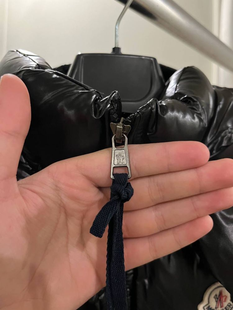 Жилетка(Безрукавка) Moncler