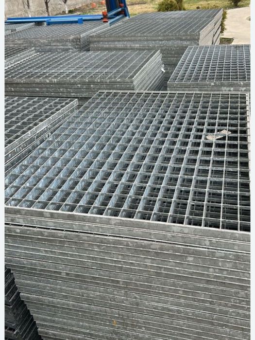 Rafturi metalice premium