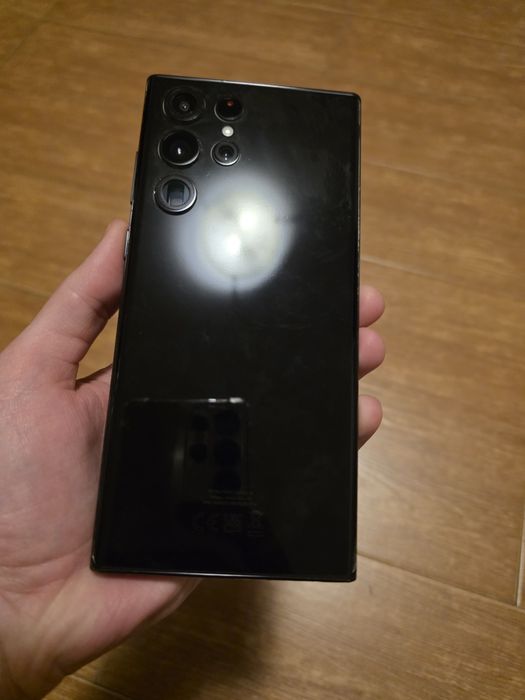 De vânzare Samsung Galaxy S22 Ultra 256GB - Stare impecabilă!