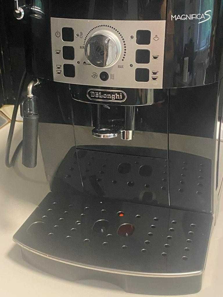 Espressor automat De'Longhi Magnifica S ECAM 22.110B, 1450W, 15 bar