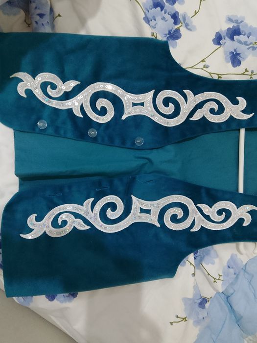 Национальный жилет на 6-7 лет