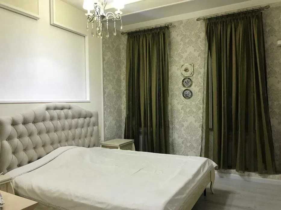 Дархан, Старт, Новостройка квартира 4/6/9  140м2 Срочно уй сотилади