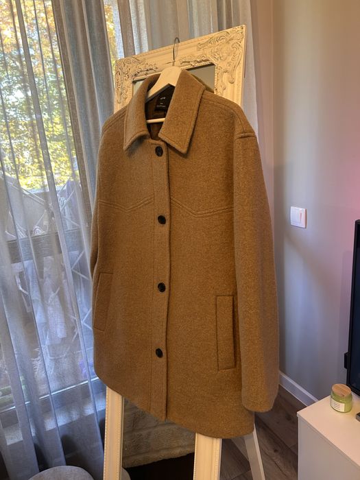 Зимно палто на марката Mango и H&M