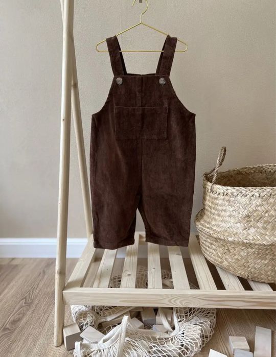 Продам вельветовый полукомбинезон