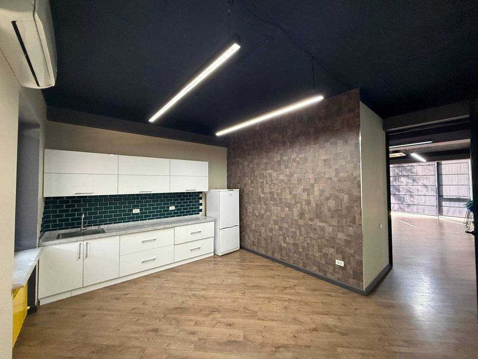 Сдается отдельно стояшая здание 1407м2 на в Мирабадском районе SH83