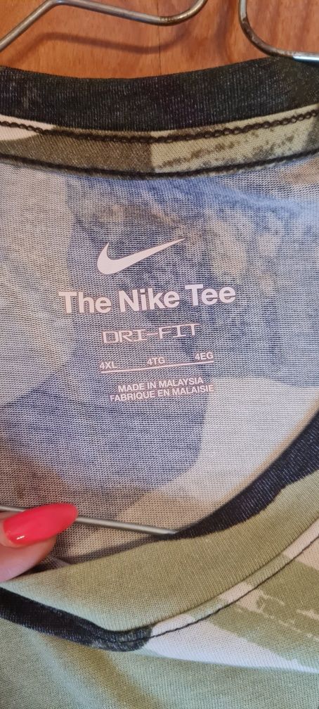 NIKE маскировачна голяма тениска - 4 XL