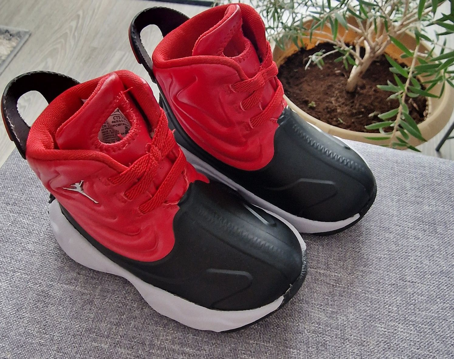 Adidasi copii Nike Air Jordan Drip CT5799 006 EUR.21 ( 11cm)