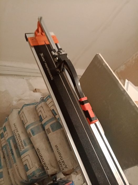 Кафед арез нови сурошнис сатам