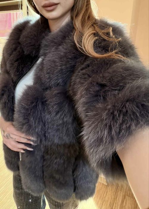 Продавам палто и елек естествена кожа и пух