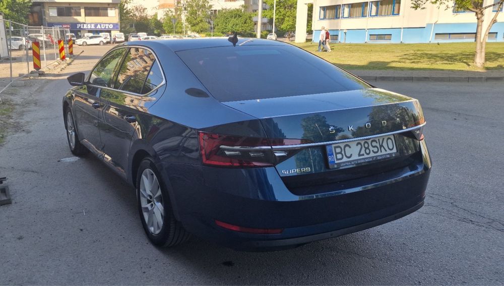 Skoda Superb 2022 1.5 TSI