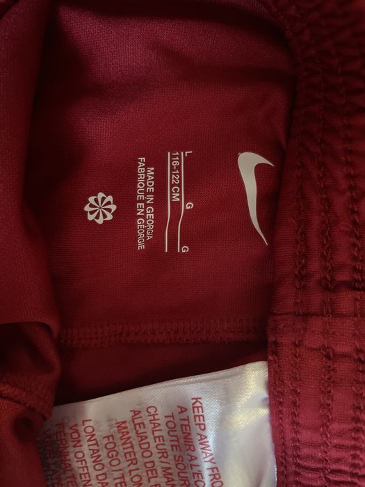 Детски оригинален екип на Ливерпул