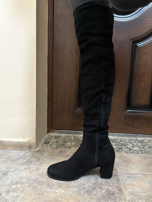 Стилни черни велурени чизми Reverse