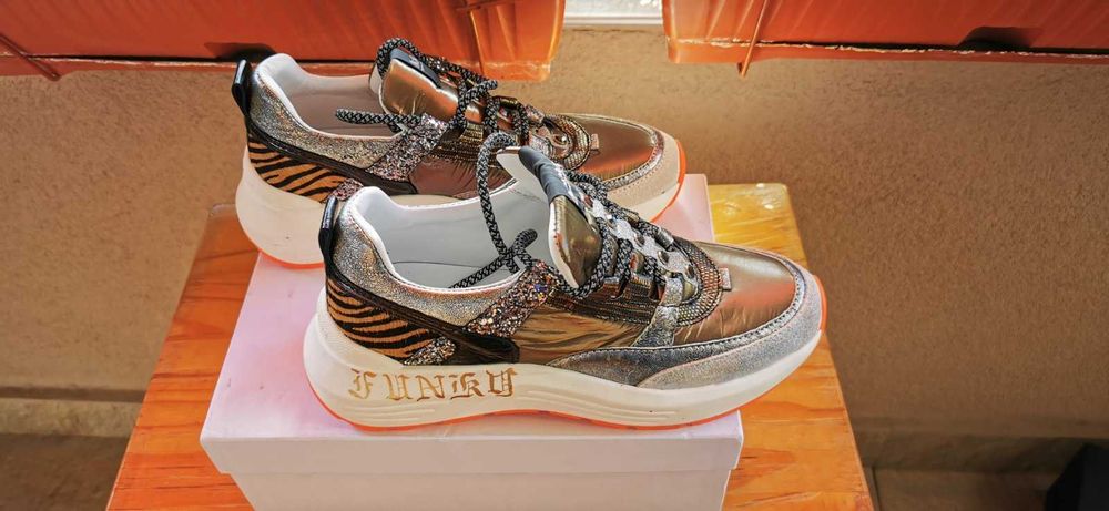 Оригинални маркови дамски маратонки / сникърси NIRA RUBENS - 37 номер