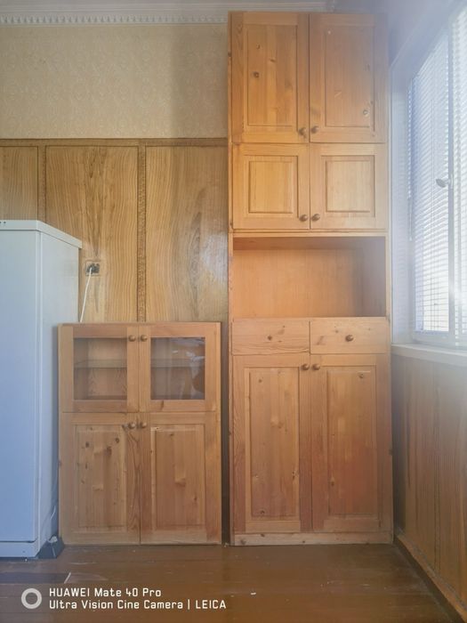 Чамова Секция от масивно дърво