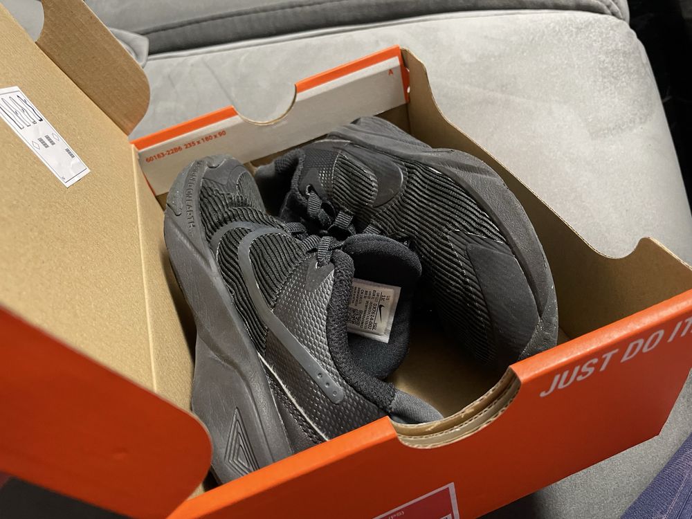 Детски оригинални маратонки на NIKE