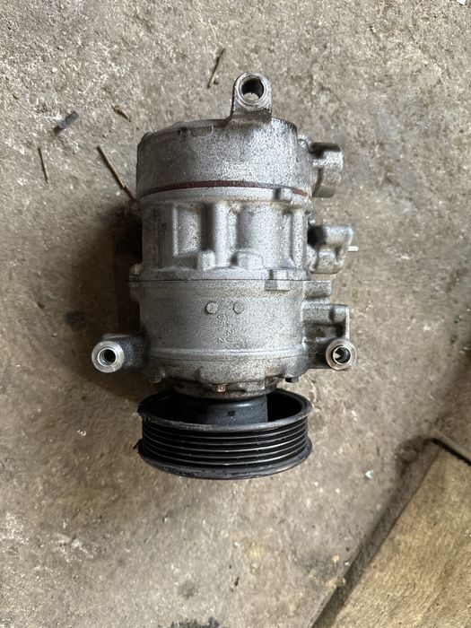 Compresor ac vw 2.0tdi cod 5q0820803f