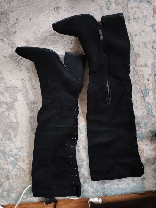 Продам зимние сапоги