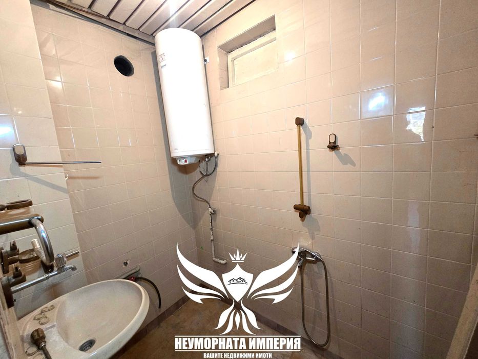 Продава се Многостаен апартамент в Асеновград - 157 кв.м за 1146 €/кв.м - Снимка #19