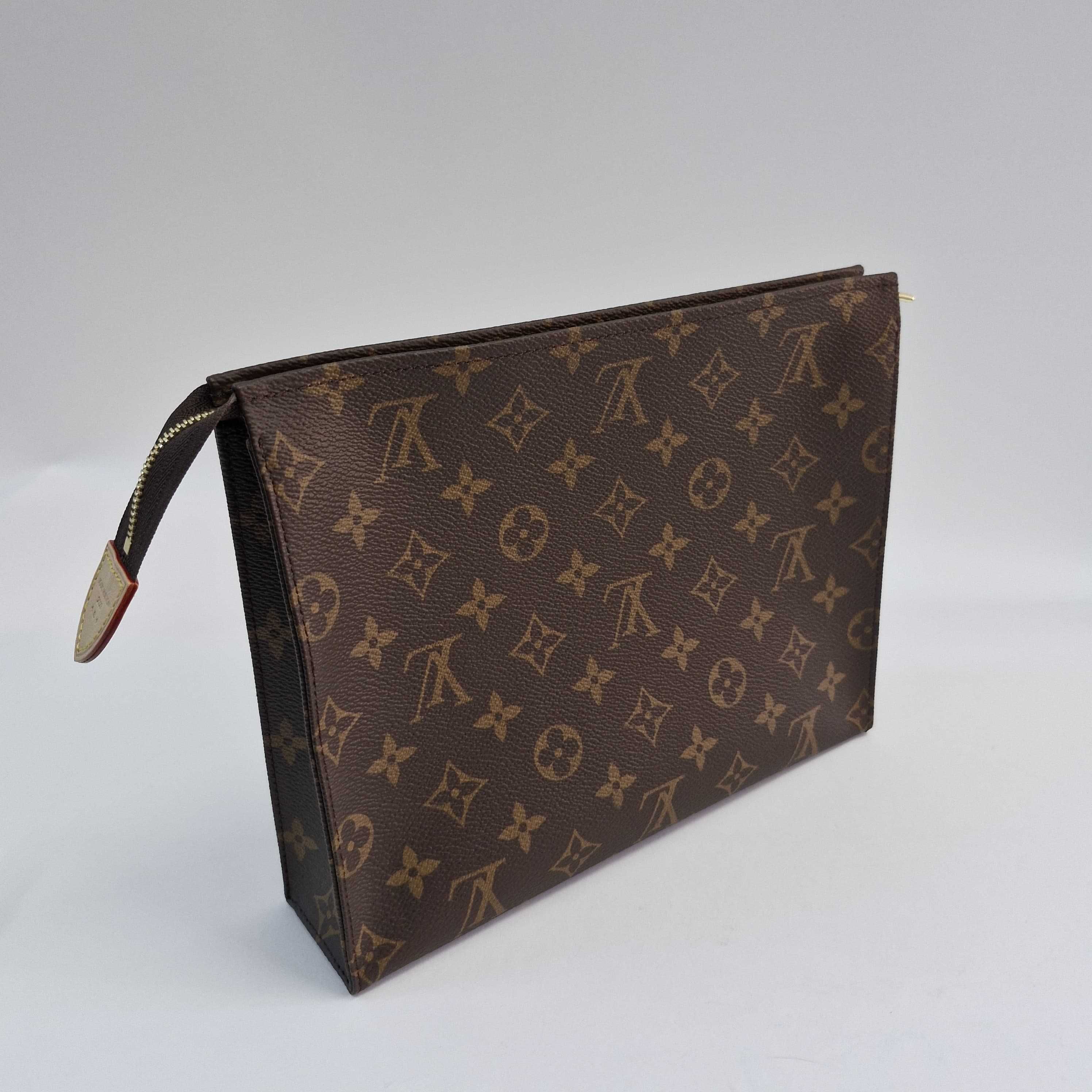 Liquid Money vinde - Geanta Louis Vuitton Toiletry Pouch -2023 Edition
