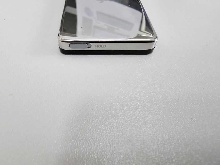 Apple Ipod nano 1st Gen 1GB black good battery