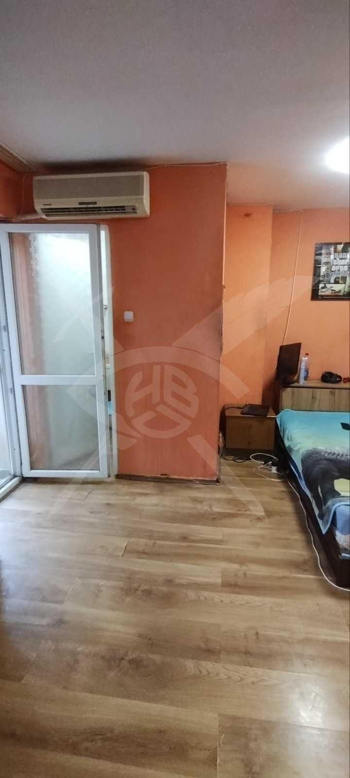 Етаж от къща в Кючук Париж