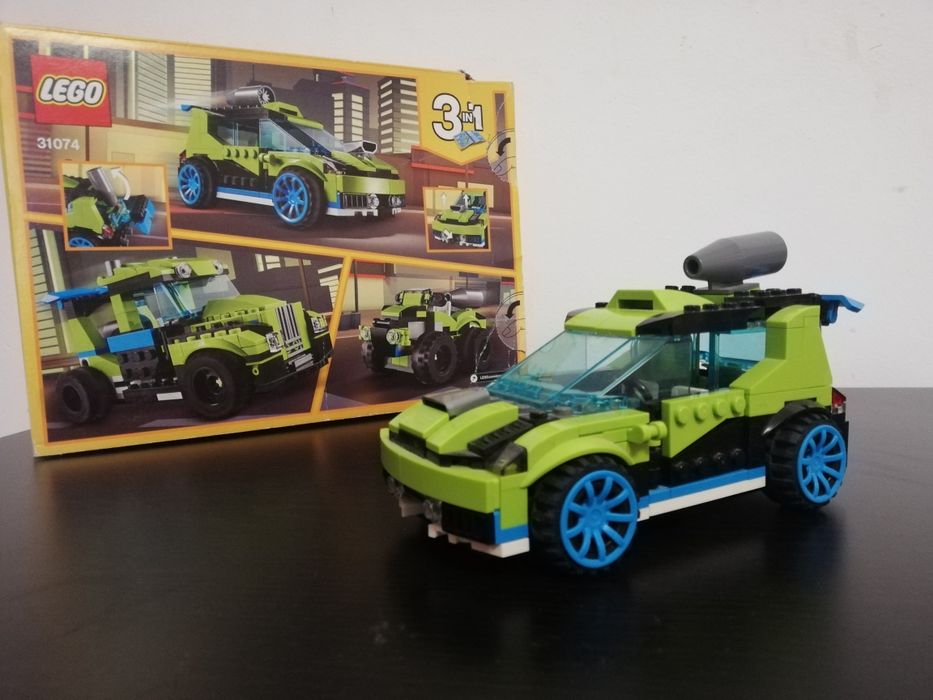 Mașină lego creator