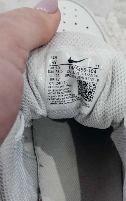 Nike court bourght 38.5