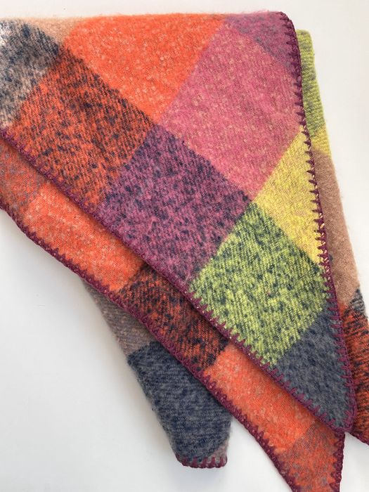 Цветен кариран мек шал Multiblu