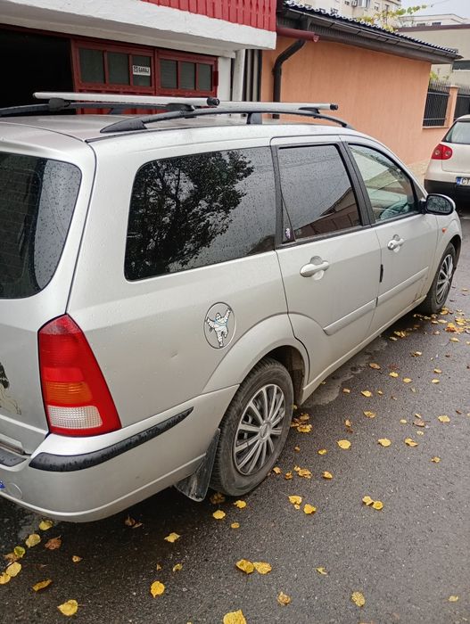 Ford focus mk1 2004 benzina 1,6.