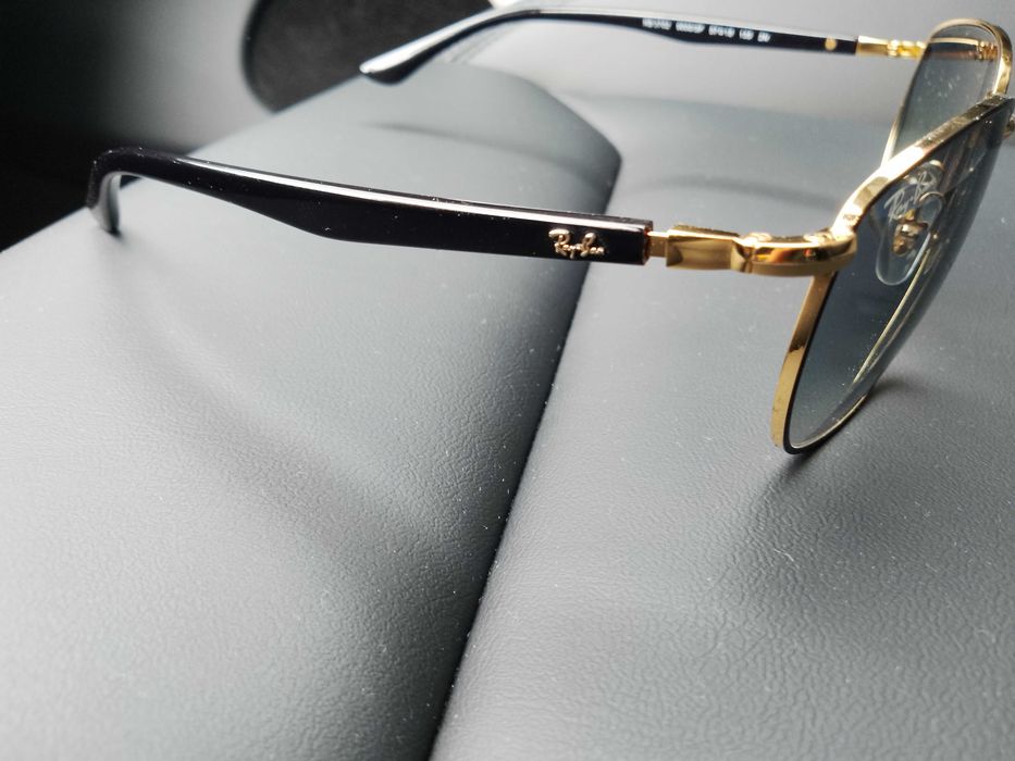 Ochelari de soare Ray Ban  RB 3702 gradient blue