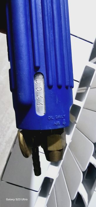 Polizor unghiular pneumatic cu apa model GWP-7