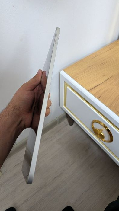 Ipad air 5 64 GB LLA Starlight