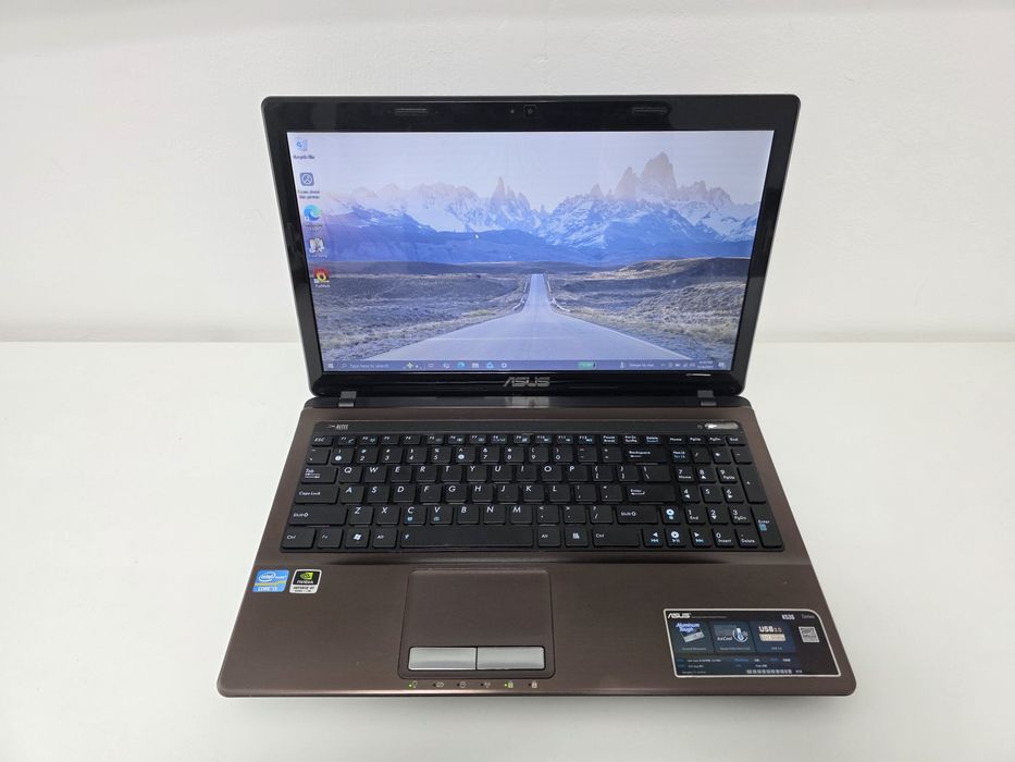 Laptop Asus i5 16gb video dedicat GAMING nVidia GT 15.6 ssd . GARANTIE