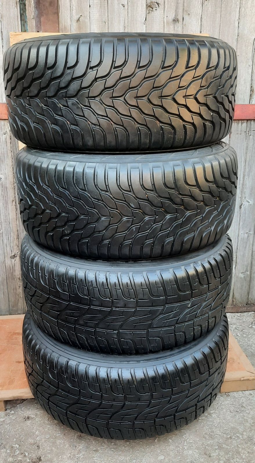 4 броя 285 55 18 Yokohama Pirelli 10mm