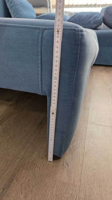 Син диван, ползван 2 години, много добро състояние